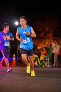 BIB: 440, 42079
                            <button type="button" onclick="openModal(21550555)" class="btn btn-primary btn-sm float-right btn-popup" data-toggle="modal" data-target=".modal-high-quality">
                        <i class="fas fa-shopping-cart"></i> Add to Cart
                    </button>
                                            <button type="button" onclick="isThisMe(21550555, true)" class="btn btn-success btn-sm float-right btn-popup btn-isme hidden" data-toggle="tooltip" data-placement="bottom" title="นี่คือรูปของคุณใช่ไหม คลิกที่นี่เพื่อเอาเข้าอัลบั้ม">
                        <i class="fas fa-plus"></i> Add to album
                    </button>
                    <button type="button" onclick="isThisMe(21550555, false)" class="btn btn-warning btn-sm float-right btn-popup btn-isnotme hidden">
                        <i class="fas fa-ban"></i> Remove from album
                    </button>